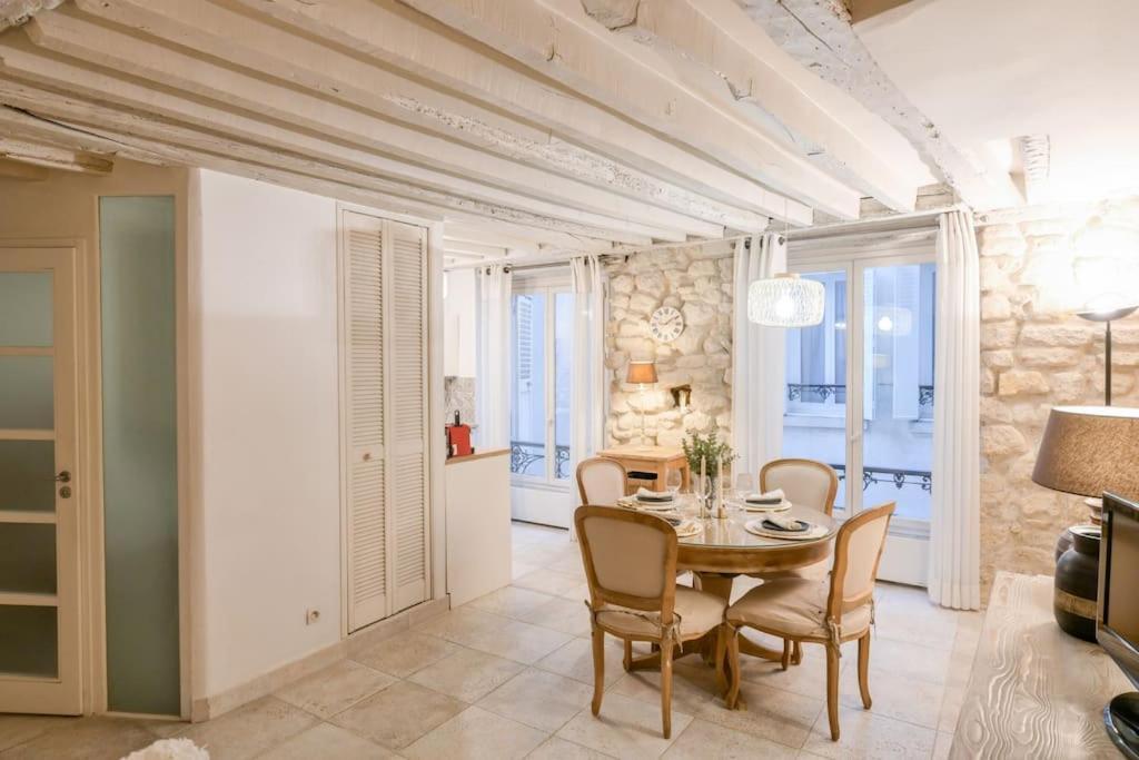 Cosy Appartement En Plein Marais Paris Exterior photo