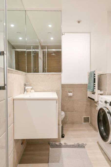 Cosy Appartement En Plein Marais Paris Exterior photo