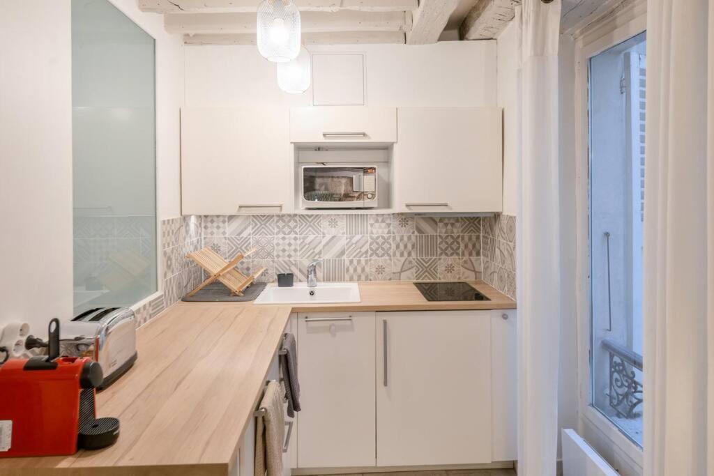 Cosy Appartement En Plein Marais Paris Exterior photo